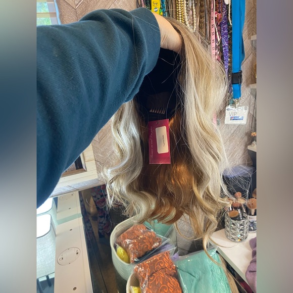 Chelsey Smith Crowns Cypress Wig - Picture 4 of 6